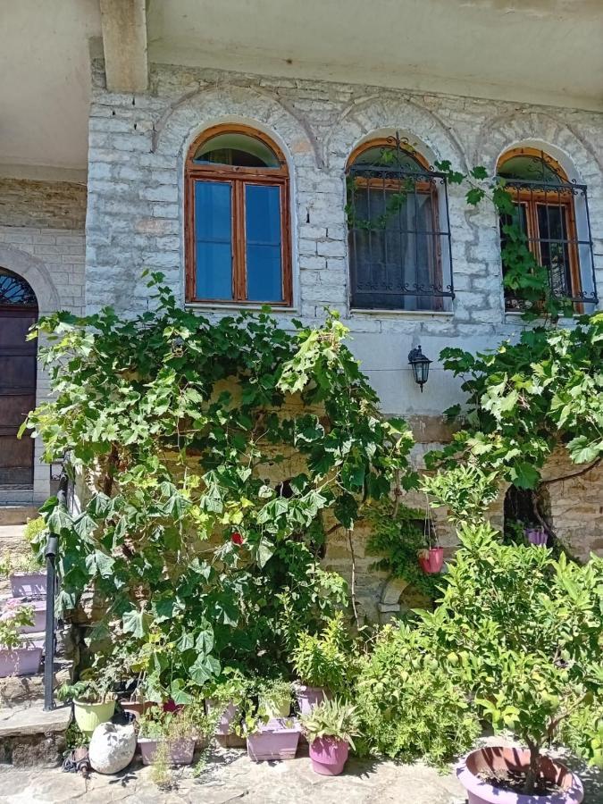 Stone Pazar Guest House Gjirokastër Eksteriør billede