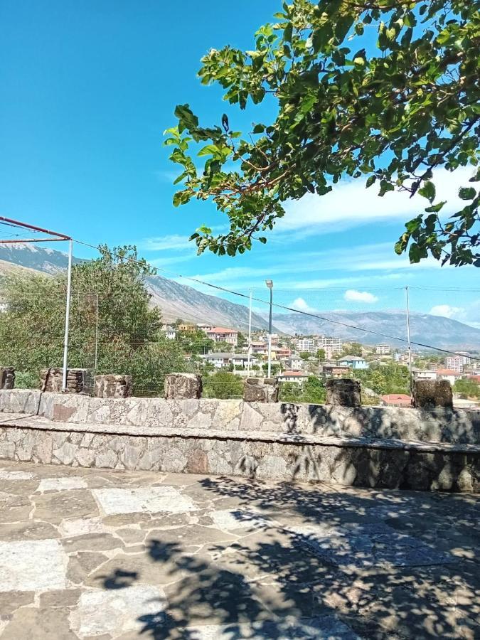 Stone Pazar Guest House Gjirokastër Eksteriør billede