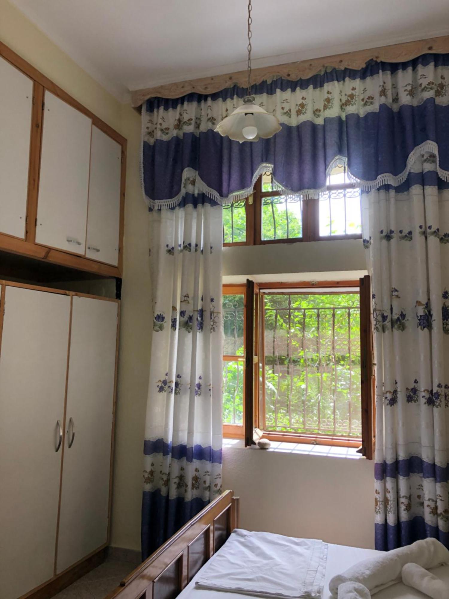 Stone Pazar Guest House Gjirokastër Eksteriør billede